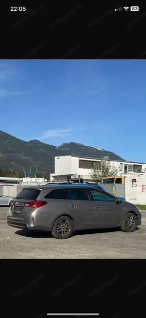 Toyota Auris Touring Sports 1.8 VVT-i Hybrid | 99 PS  | ca. 90.000 km | Rückfahrkamera Bild 2