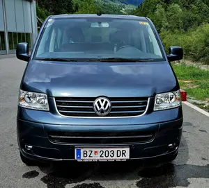 VW T5 Multivan 4Motion  Bild 3