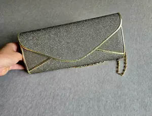 Kleine Tasche