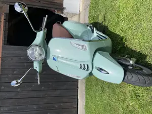 Vespa Primavera 125 - neuwertig! 