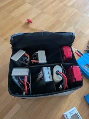 RC Auto mit viel Zubehör  Bild 6