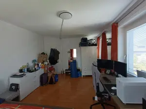 Möbliertes Zimmer in 5er WG Dornbirn Bahnhof Bild 3