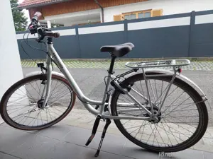 Damenfahrrad Kraftstoff Bild 4