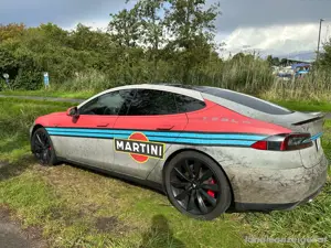 Tesla Model S   Defekt! Bild 2