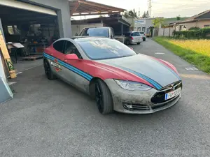 Tesla Model S   Defekt!