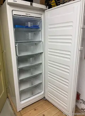 Tiefkühlschrank