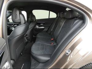 Mercedes-Benz E-Klasse Bild 18