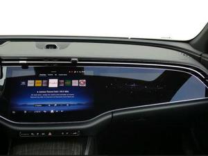 Mercedes-Benz E-Klasse Bild 9