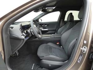 Mercedes-Benz E-Klasse Bild 17