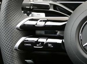Mercedes-Benz E-Klasse Bild 12