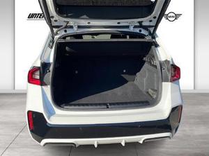 BMW X1 xDrive23d M Sportpaket // Anhängerkupplung // Head-Up // Harman Kardon Bild 12