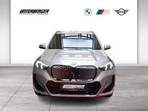 BMW iX1 eDrive20 *0,99% Fixzins Leasing* // M Sportpaket // Head-Up // Bild 2