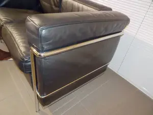 CASSINA LC 2 Sofa 2-Sitzer Bild 2