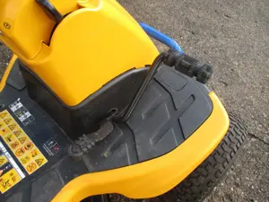Cub Cadet LR2ES76 Akku-Aufsitzmäher Rasentraktor  Bild 3