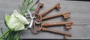 5 alte rostige Eisenschlüssel ab 1880 Dekoration Gartendeko Schlüssel 