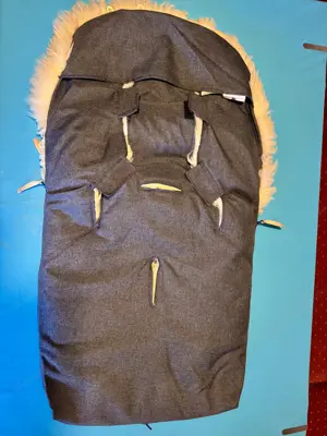 Lammfell Fußsack Bild 3