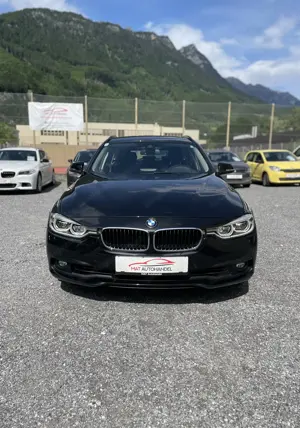 BMW 318 i Touring Aut. *Kamera*Navi*Sitzheizung* Bild 2