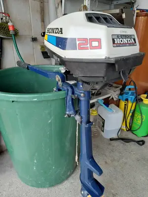 Bootsmotor Honda 2 PS Bild 3