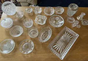 Diverse Kristallschalen