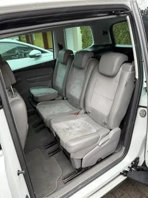 VW Sharan Sharan Highline BMT SCR 2,0 TDI DSG Bild 7