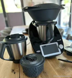 Thermomix TM 6 in schwarz mit viel  Zubehör und 2 . Mixtopf Bild 2