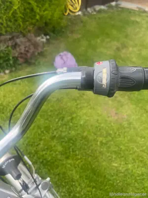 Gut erhaltenes Fahrrad Bild 2