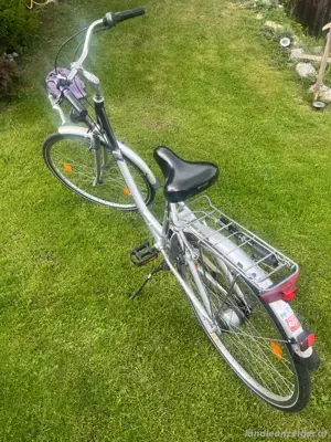Gut erhaltenes Fahrrad Bild 4
