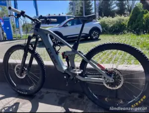 E-bike Top Zustand Cube Stereo Hybrid 140 HPC