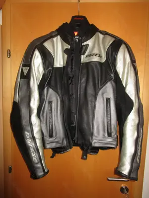 Motorrad Lederjacke Dainese