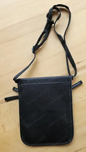 VANTAMO - Brusttasche Premium Neck Wallet mit RFID Schutz - NEU ! Bild 2
