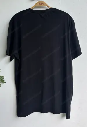 Schwarzes Herren T Shirt von Guess Bild 3