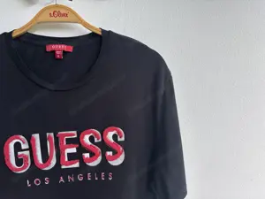 Schwarzes Herren T Shirt von Guess Bild 2