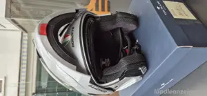 Motorradhelm