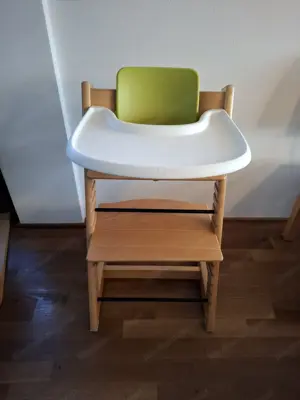 Stokke Tripp Trapp Hochstuhl mit Baby Set und Tray