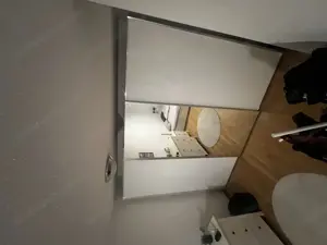 Moderner Kleiderschrank mit Spiegeltür 3m