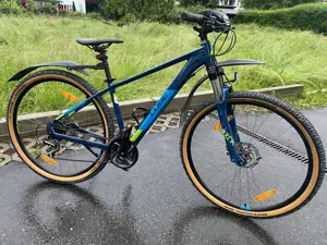 Fahrrad Cube blau