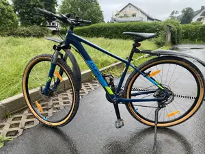 Fahrrad Cube blau Bild 2