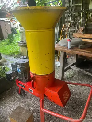 Benzin Häcksler Bild 3