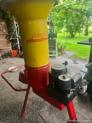 Benzin Häcksler