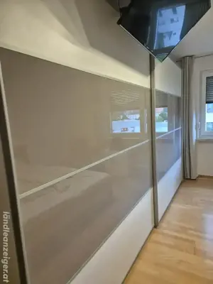 kleiderschrank 