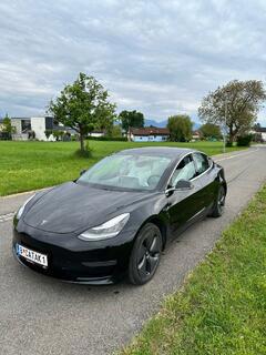 Tesla Model 3 Bild 4