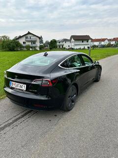 Tesla Model 3 Bild 9
