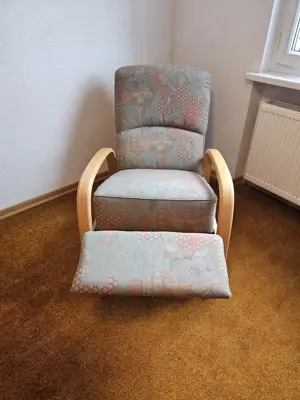 Gemütlicher Fernsehsessel mit Fußunterstützung Bild 3