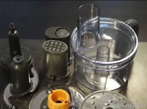Kenwood Chef KVC 3150 S - Küchenmaschine in Silber mit umfangreichen Zubehör Bild 2