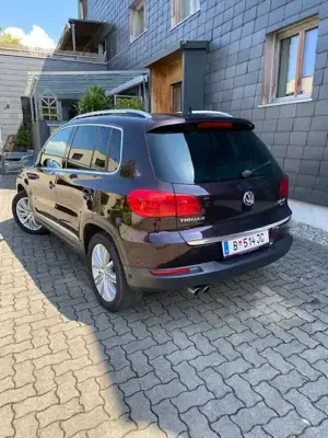 Volkswagen Tiguan 2,0 TDI BMT 4Motion 4Sports DSG Bild 2