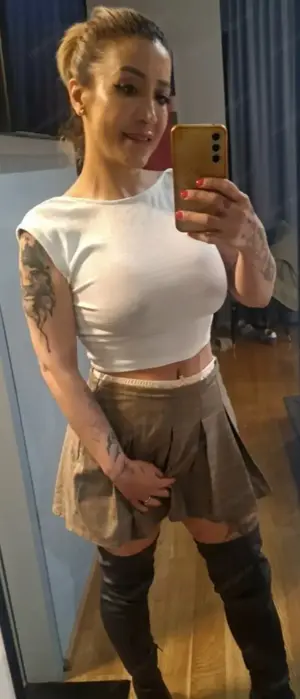 Versaute türkin selina  Bild 3