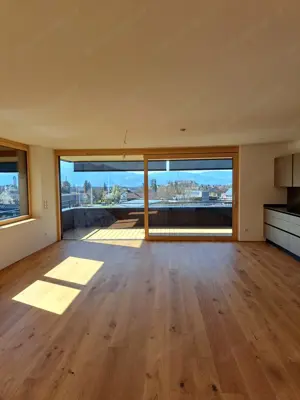 NEUBAU: Traumhafte 2-Zimmer-Terrassenwohnung in sonniger und ruhiger Lage in Muntlix Zwischenwasser