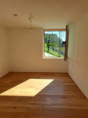 NEUBAU: Traumhafte 2-Zimmer-Terrassenwohnung in sonniger und ruhiger Lage in Muntlix Zwischenwasser Bild 5