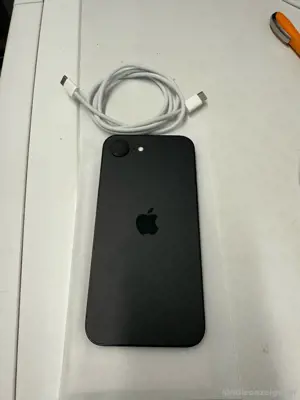 iphone 16e Bild 3