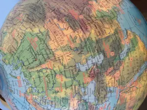 Globus mit Leuchtfunktion Bild 3